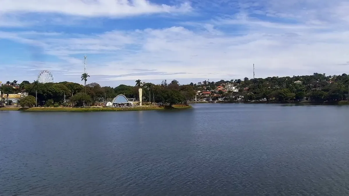Nova Lei Autoriza Esportes, Turismo e Atividades Náuticas na Lagoa da Pampulha em Belo Horizonte