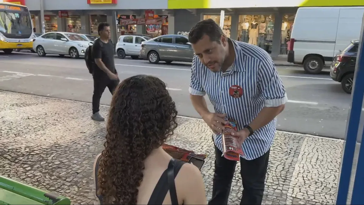 Candidato Rafael Duda propõe estatização do agronegócio e fim de privatizações em campanha em Uberlândia