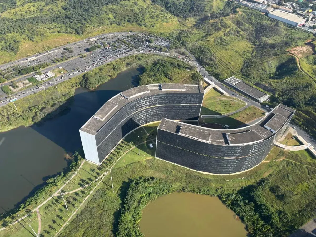 Os Desafios e Propostas na Corrida Eleitoral pelo Governo de Minas Gerais
