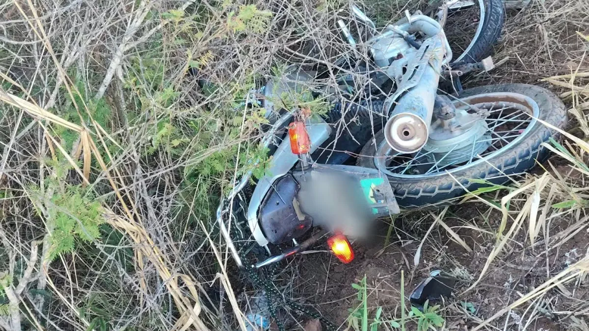 Tragédia na BR-367: Motociclista de 59 anos morre em colisão frontal após ultrapassagem irregular em Turmalina